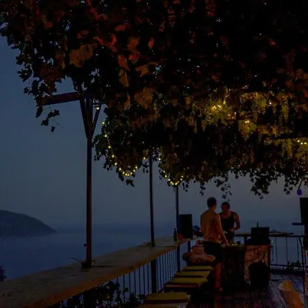 ホテル Kabak Mamma's Restaurant & Terrace Bar フェティエ